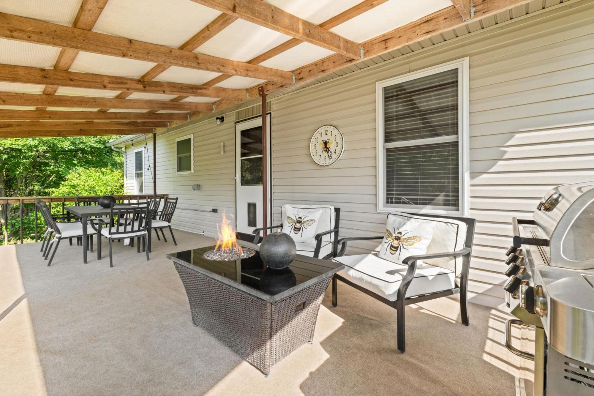 Chase House At Low-key Croft - Hot-tub - Firepit